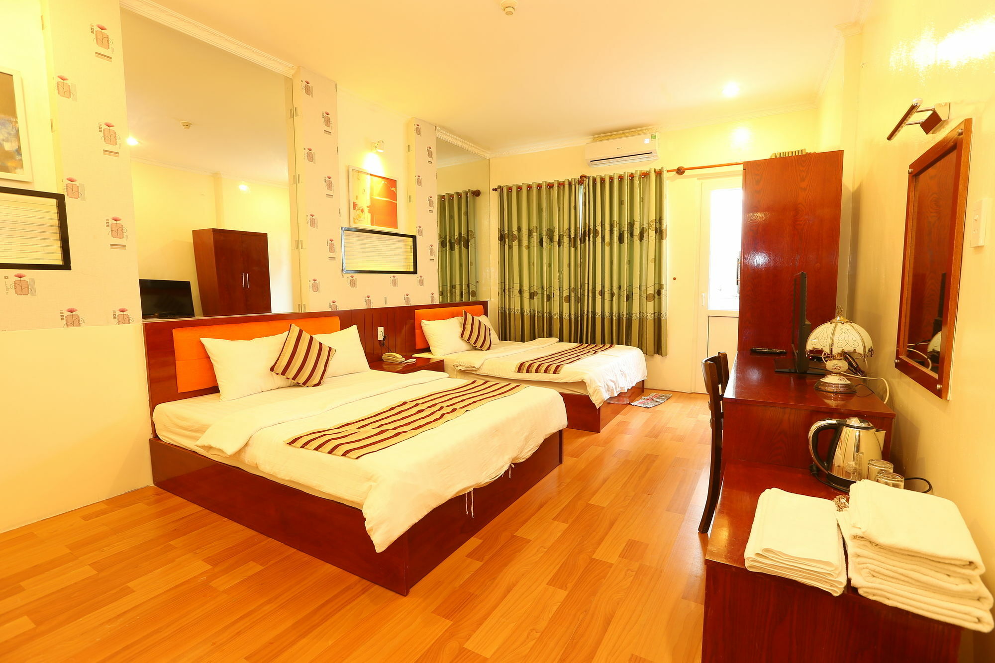 Saigon Crystal Hotel Ho Si Minh-város Kültér fotó